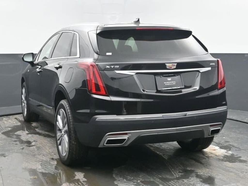 Certified 2025 CADILLAC XT5 Premium Luxury SUV
