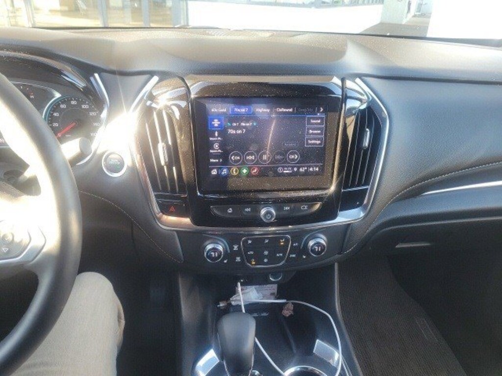 Used 2023 Chevrolet Traverse LT Leather SUV