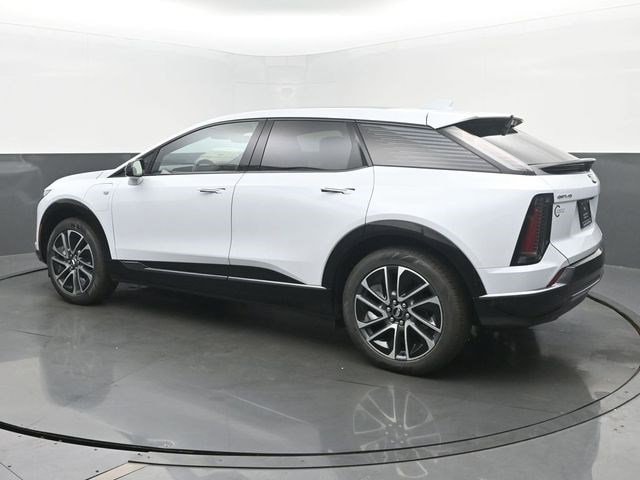 2026 Cadillac OPTIQ Sport - Photo 3