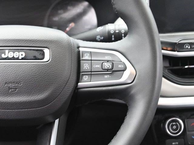 2025 Jeep Compass Limited - Photo 29