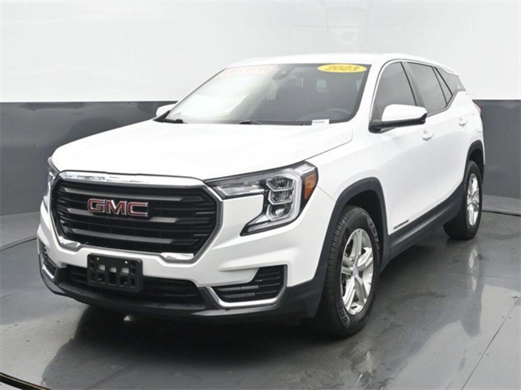 Used 2023 GMC Terrain SLE SUV