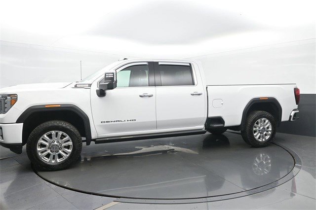 2023 Gmc Sierra 3500 HD Denali photo 2