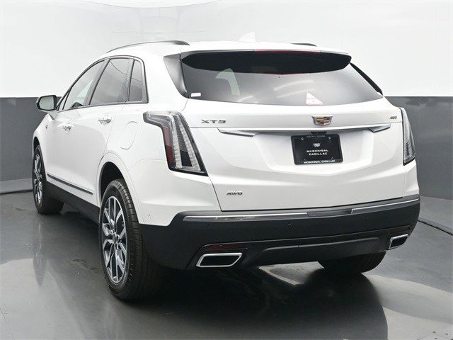 2025 Cadillac XT5 Sport photo 4