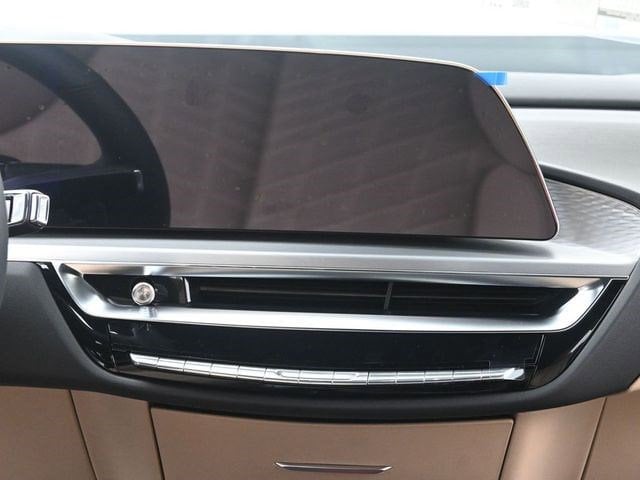 2026 Cadillac LYRIQ Signature Sport - Photo 26