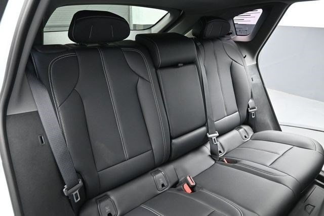 2026 Cadillac OPTIQ Sport - Photo 17