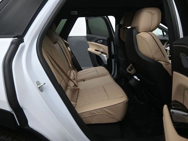 2026 Cadillac LYRIQ Signature Sport - Photo 15