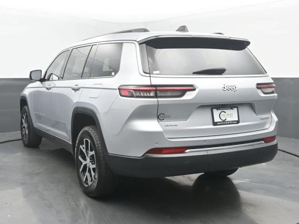 Used 2024 Jeep Grand Cherokee L Limited 4x4 SUV