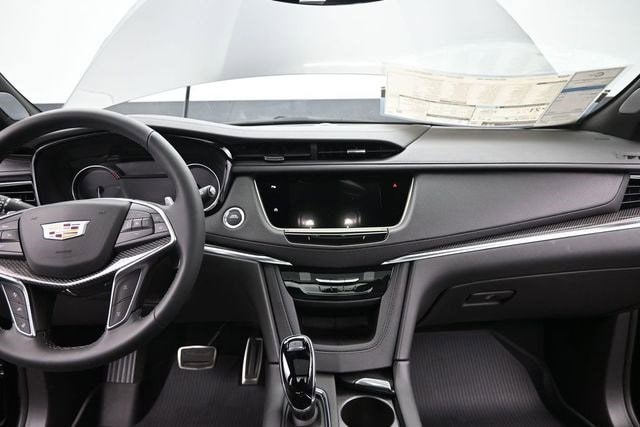 2025 Cadillac XT5 Sport - Photo 23