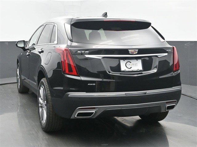 2026 Cadillac XT5 Premium Luxury photo 3