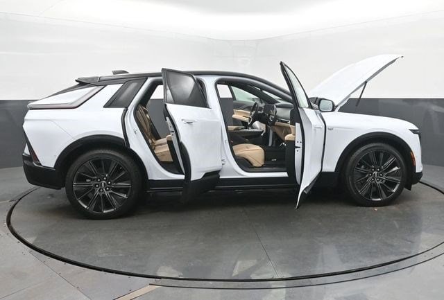 2026 Cadillac LYRIQ Signature Sport - Photo 57