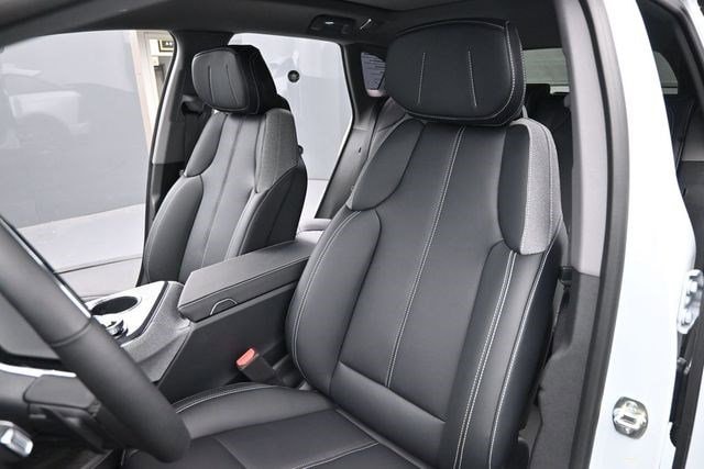 2026 Cadillac OPTIQ Sport - Photo 11