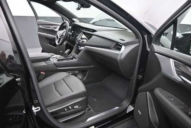 2025 Cadillac XT5 Sport - Photo 17