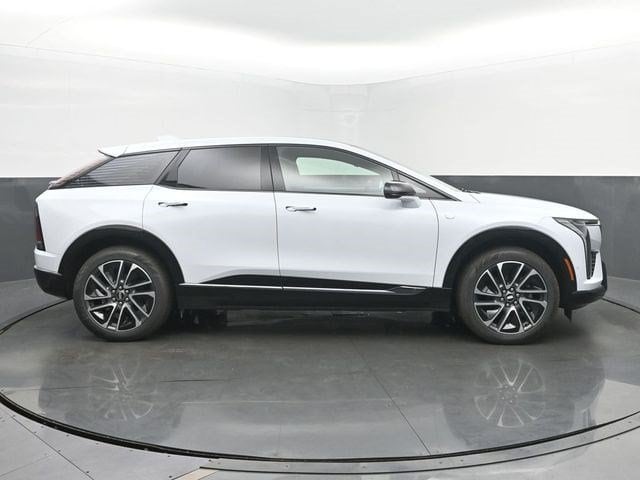 2026 Cadillac OPTIQ Sport - Photo 6