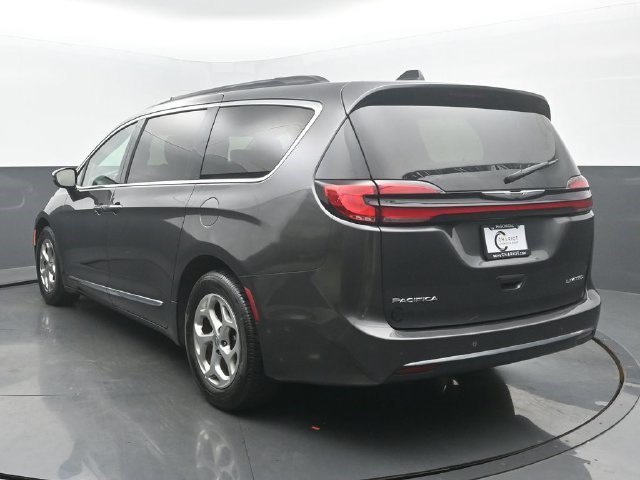 Used 2023 Chrysler Pacifica Limited