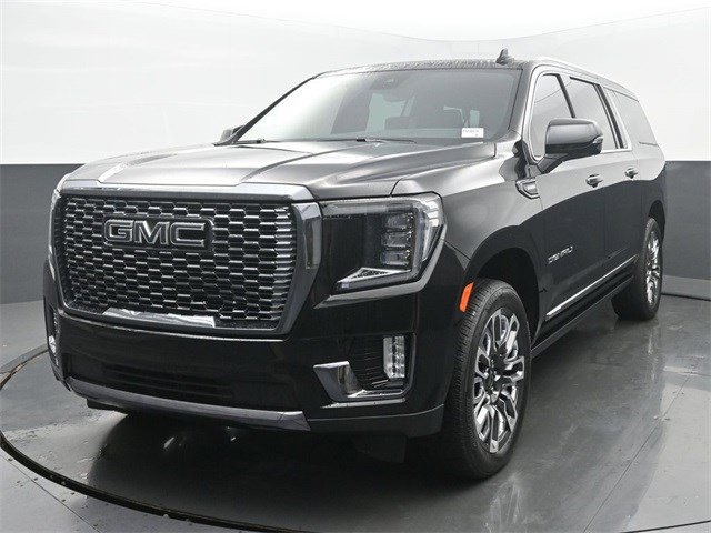 2024 GMC Yukon XL Denali Ultimate's photo