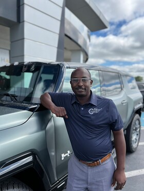 Staff member ELLIOTT FAISON from ID_99fb46df0600