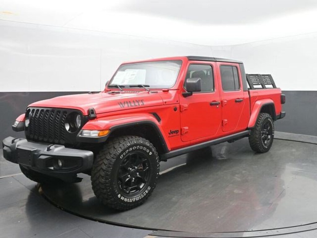 Used 2021 Jeep Gladiator Willys 4x4 Truck