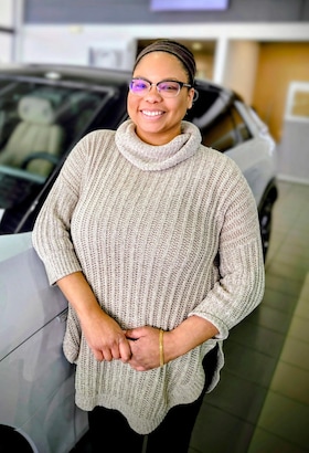 Staff member SHAWNA HALL from ID_99fb46df0600