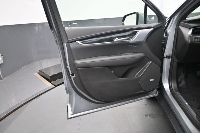 2025 Cadillac XT5 Premium Luxury - Photo 12