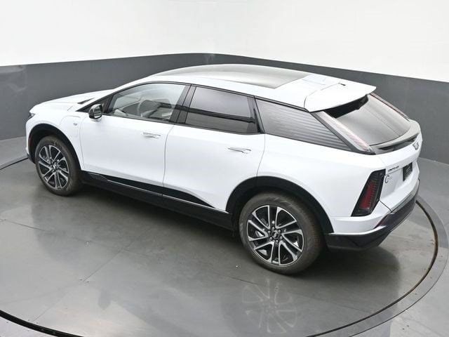2026 Cadillac OPTIQ Sport - Photo 41