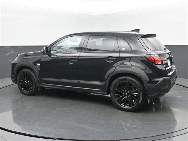 2024 Mitsubishi Outlander Sport S photo 2