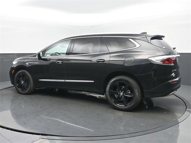 2023 Buick Enclave Essence photo 3