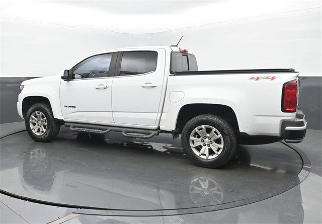 2017 Chevrolet Colorado LT photo 3