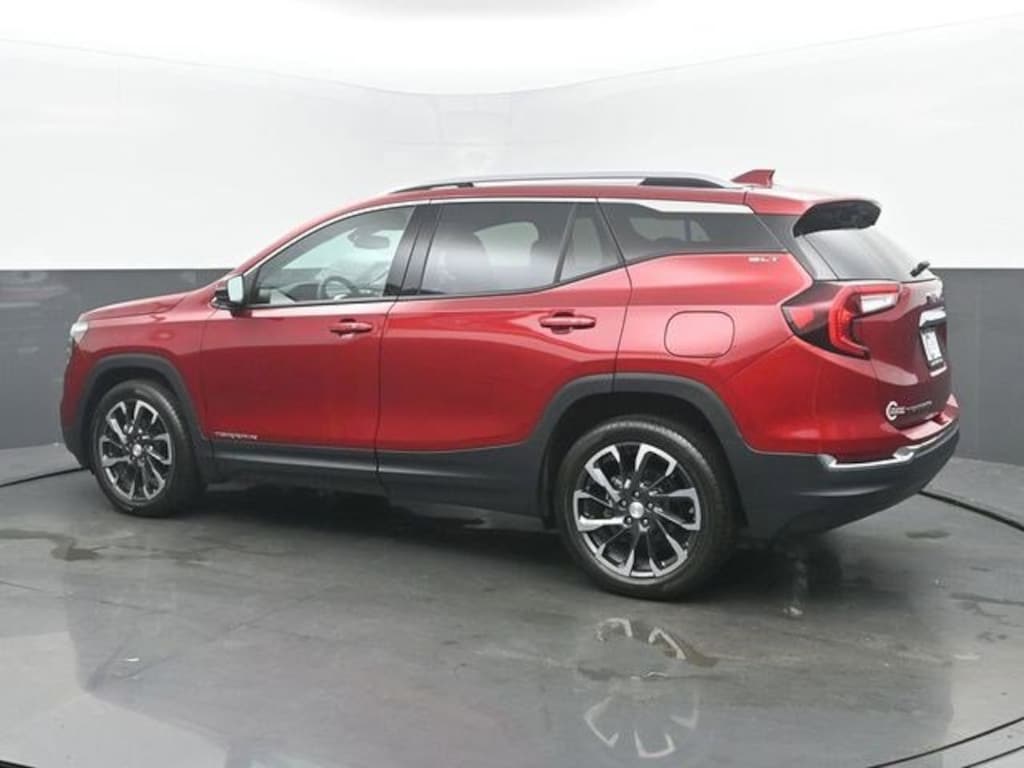 Certified 2024 GMC Terrain SLT SUV
