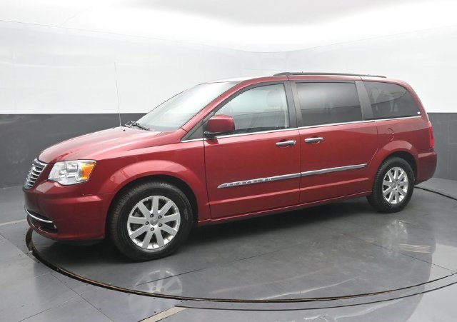Used 2016 Chrysler Town & Country Touring with VIN 2C4RC1BG8GR111085 for sale in Kokomo, IN