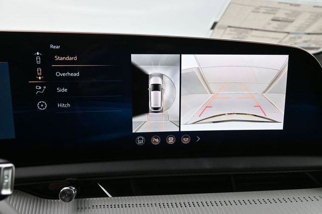 2026 Cadillac OPTIQ Sport - Photo 35