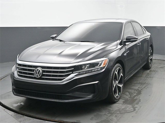 2021 Volkswagen Passat R-Line