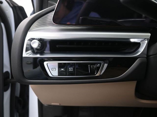 2026 Cadillac LYRIQ Signature Sport - Photo 33