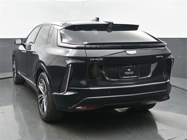 2024 Cadillac Lyriq Luxury photo 4