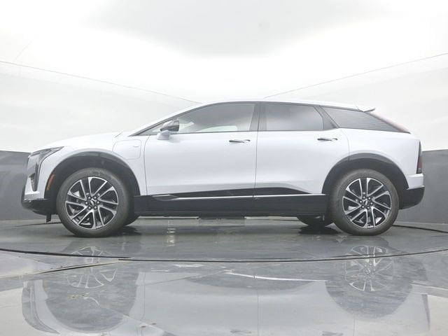 2026 Cadillac OPTIQ Sport - Photo 48