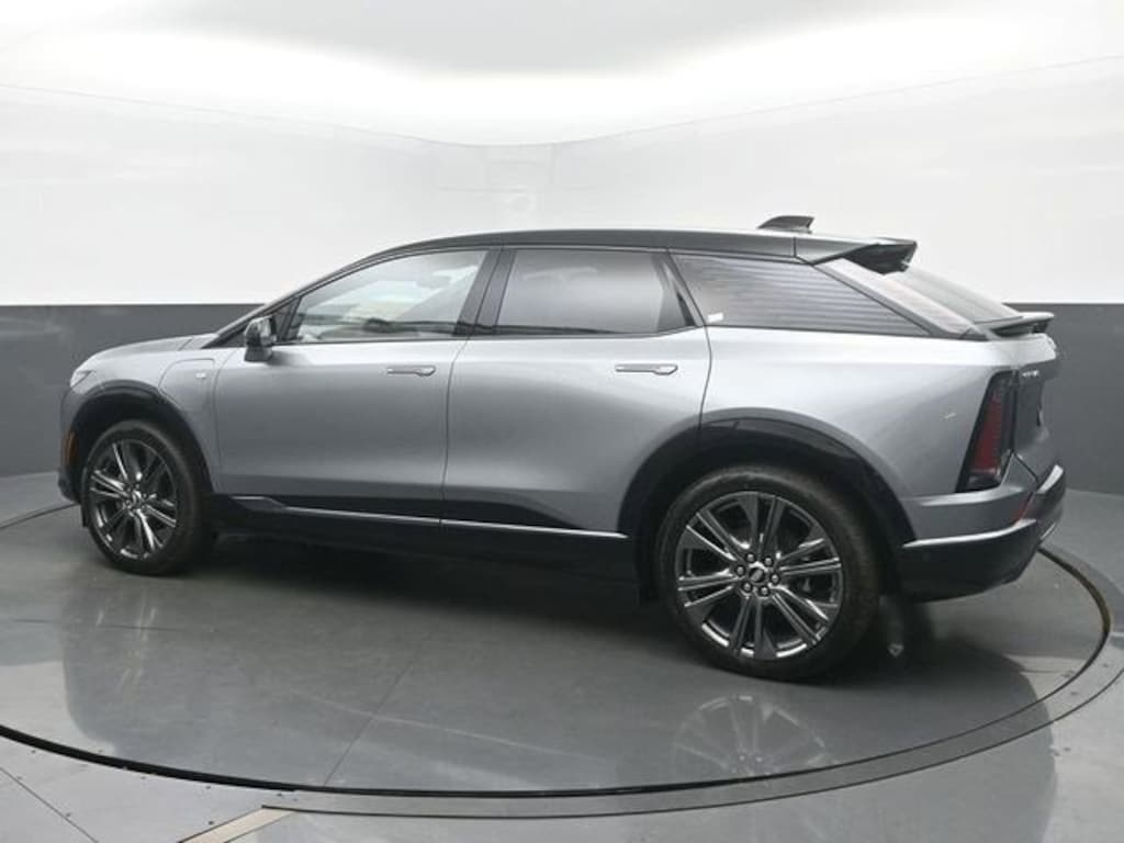 New 2026 CADILLAC OPTIQ Premium Sport SUV