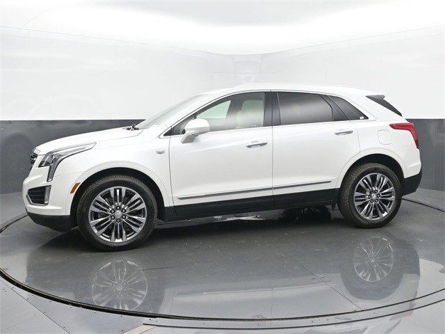 2019 Cadillac XT5 Luxury photo 2