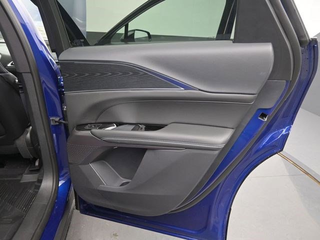 2026 Cadillac LYRIQ Sport - Photo 16