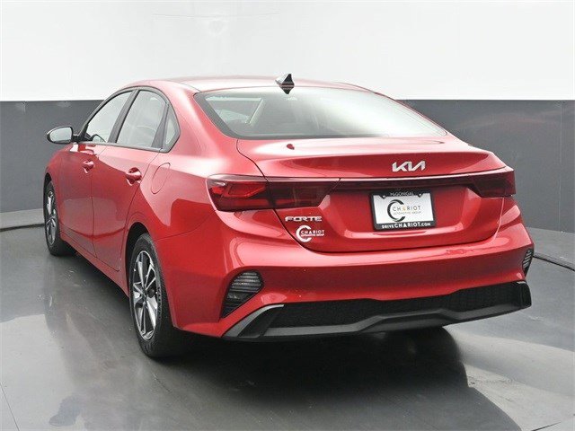 2024 Kia Forte LXS photo 4