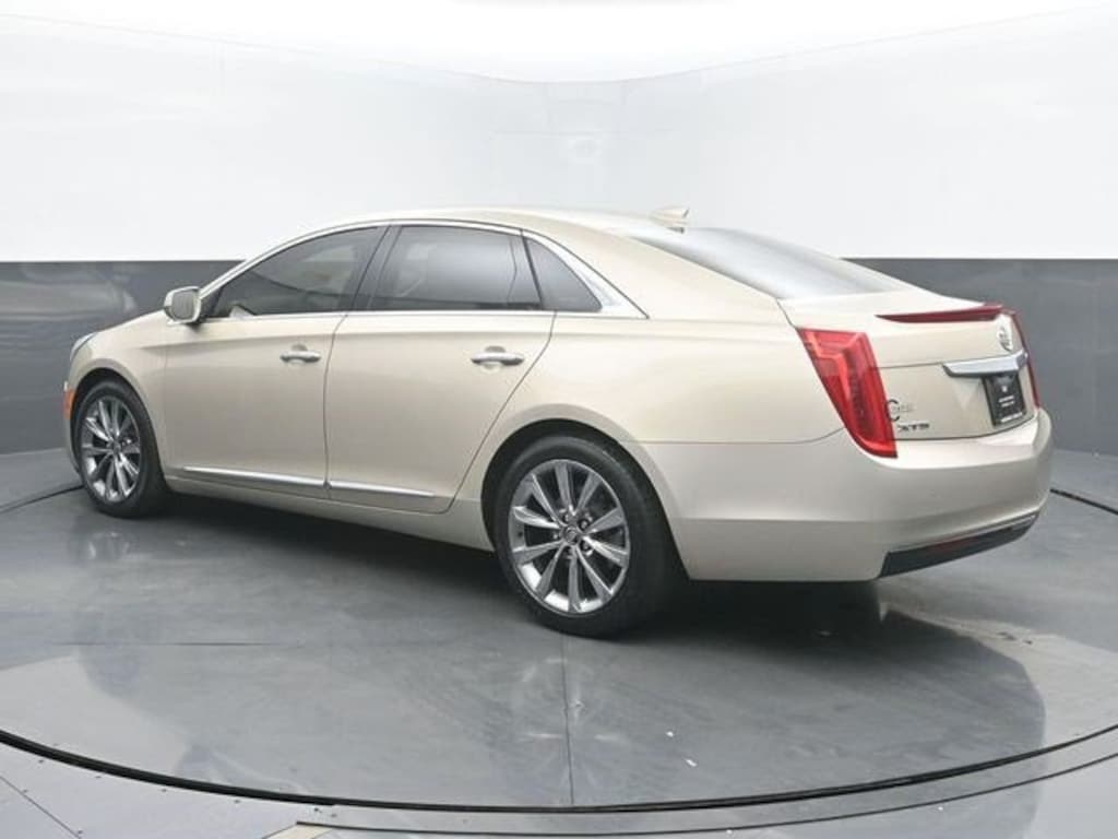 Used 2015 CADILLAC XTS Standard Car