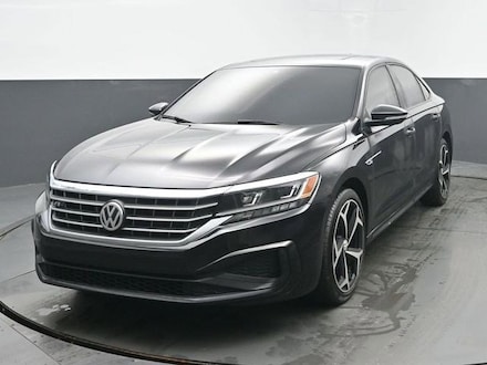 2021 Volkswagen Passat 2.0T R-Line