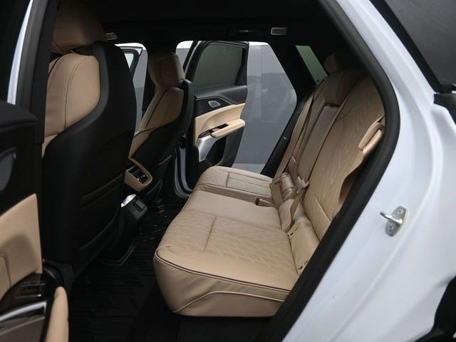 2026 Cadillac LYRIQ Signature Sport - Photo 13