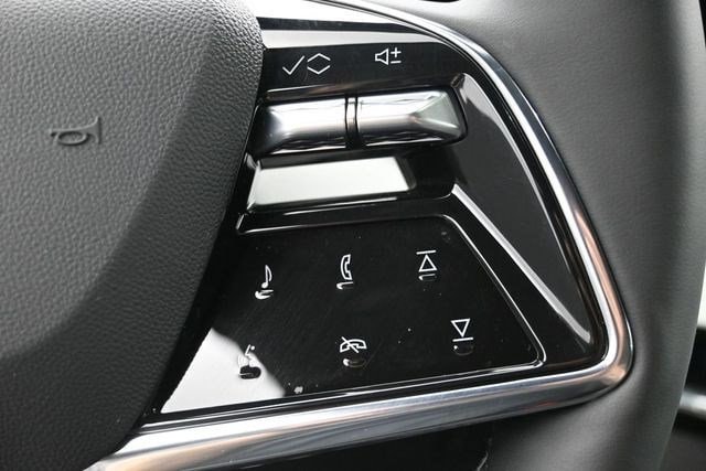 2026 Cadillac OPTIQ Sport - Photo 30