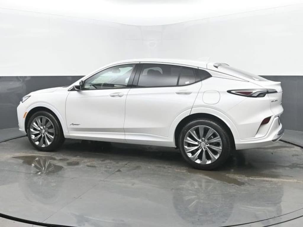 New 2026 Buick Envista Avenir SUV