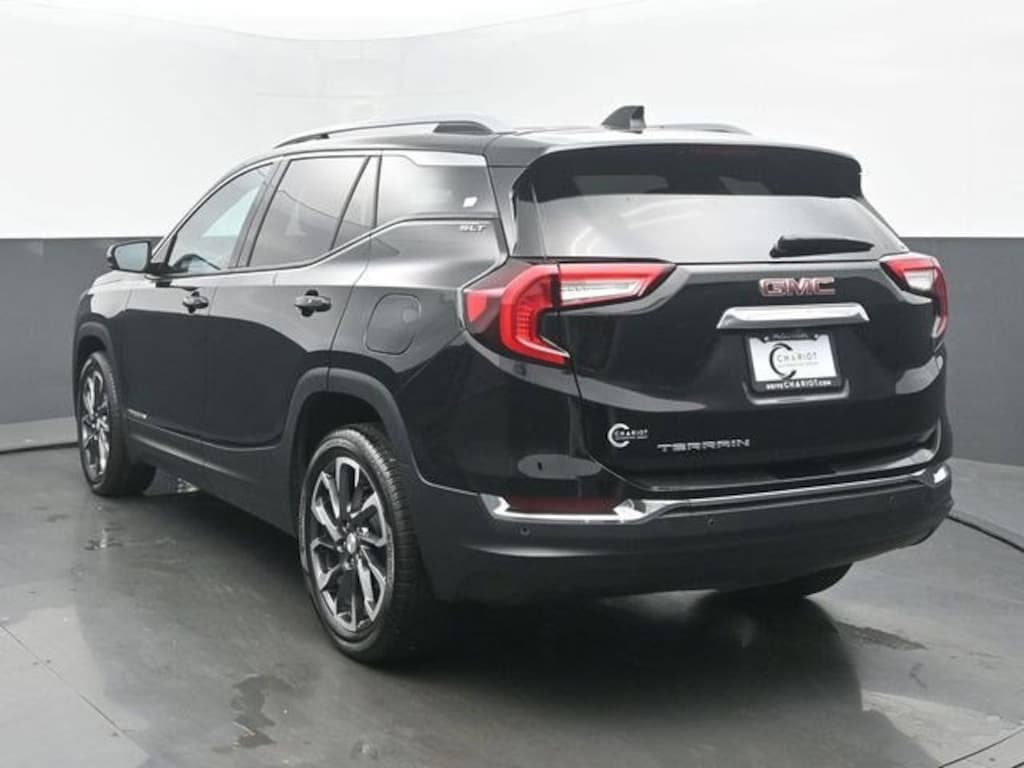 Certified 2024 GMC Terrain SLT SUV
