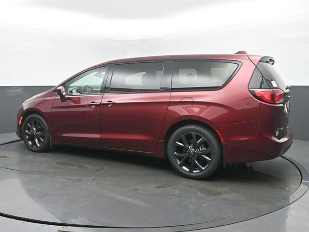Used 2020 Chrysler Pacifica Touring Van Passenger Van