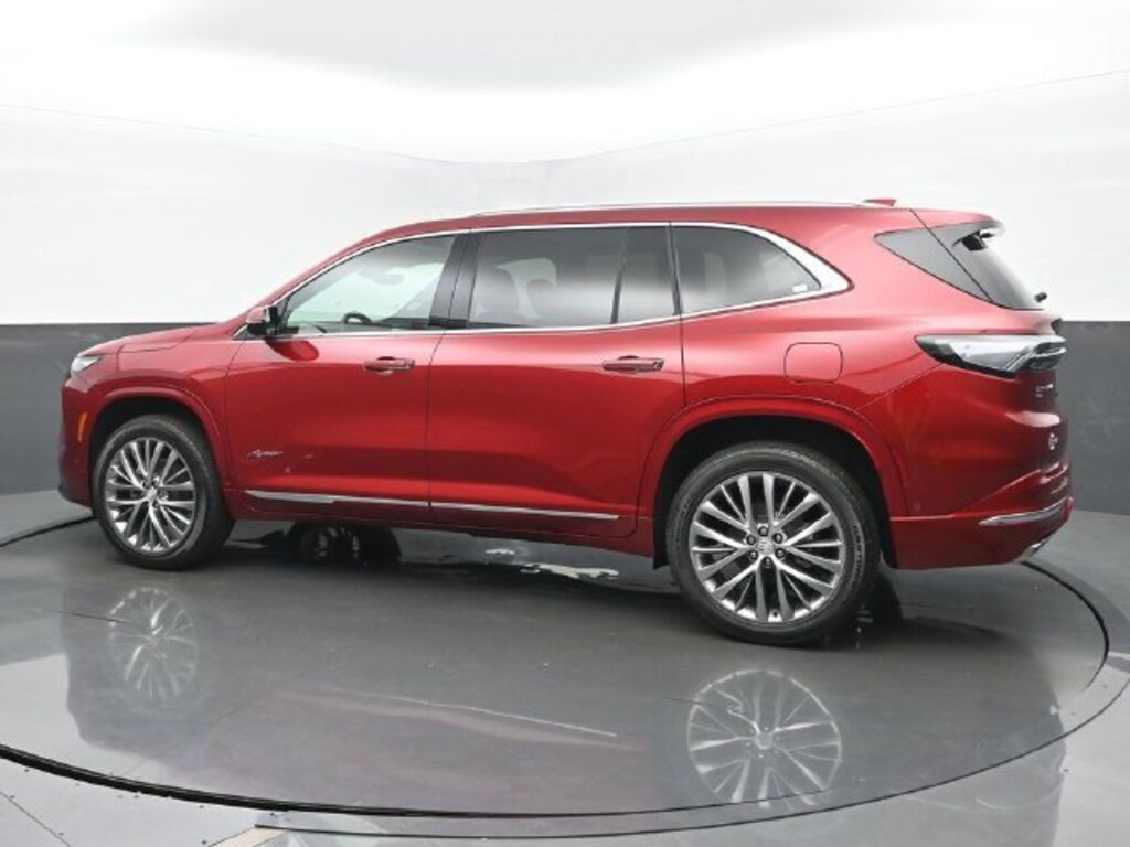 Used 2026 Buick Enclave Avenir SUV