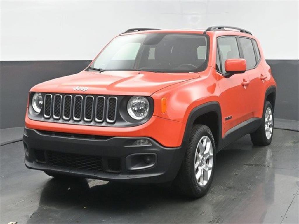 Used 2017 Jeep Renegade Latitude SUV