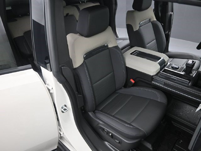 2026 GMC HUMMER EV 2X - Photo 19