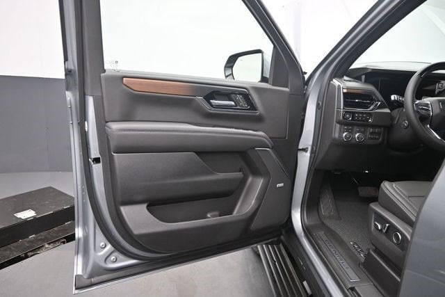 2026 GMC Yukon XL Denali - Photo 12