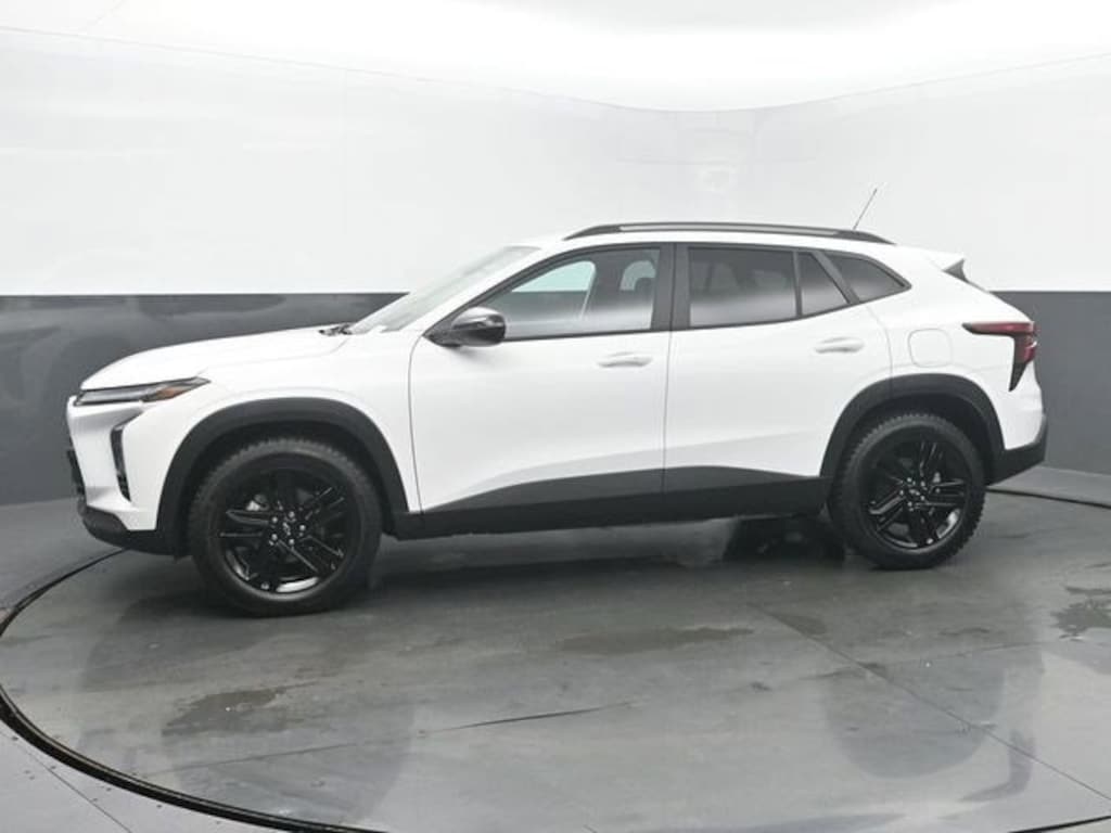 Certified 2025 Chevrolet Trax Activ SUV
